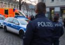 La polizia tedesca dice di avere trovato un oggetto contenente esplosivo nel mercatino di Natale di Potsdam