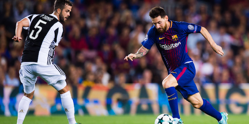 Lionel Messi e Miralem Pjanic durante Barcellona-Juventus di Champions League (Alex Caparros/Getty Images)