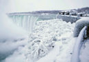 Le foto delle cascate del Niagara ghiacciate