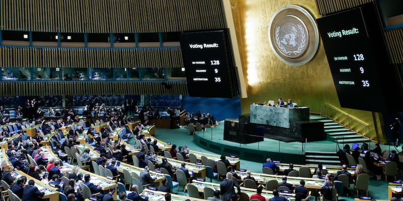 L'Assemblea generale dell'ONU durante la votazione di oggi su Gerusalemme (EDUARDO MUNOZ ALVAREZ/AFP/Getty Images)