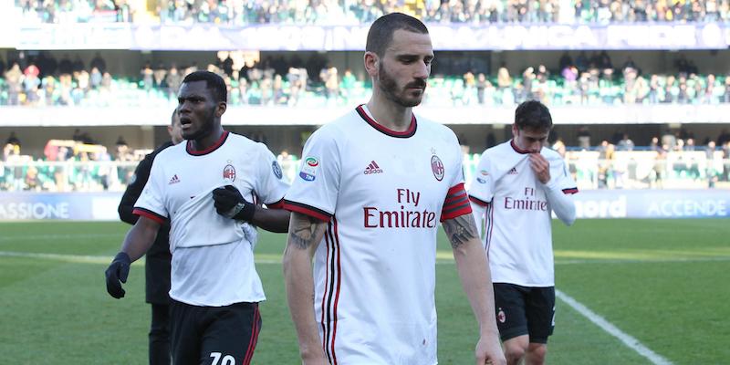 Il capitano del Milan Leonardo Bonucci al termine della partita persa contro l'Hellas (LaPresse/Garbuio Paola)