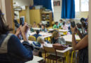 In Francia sarà vietato usare gli smartphone a scuola