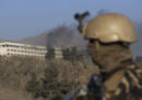 C'è stato un attacco al più grande hotel di Kabul