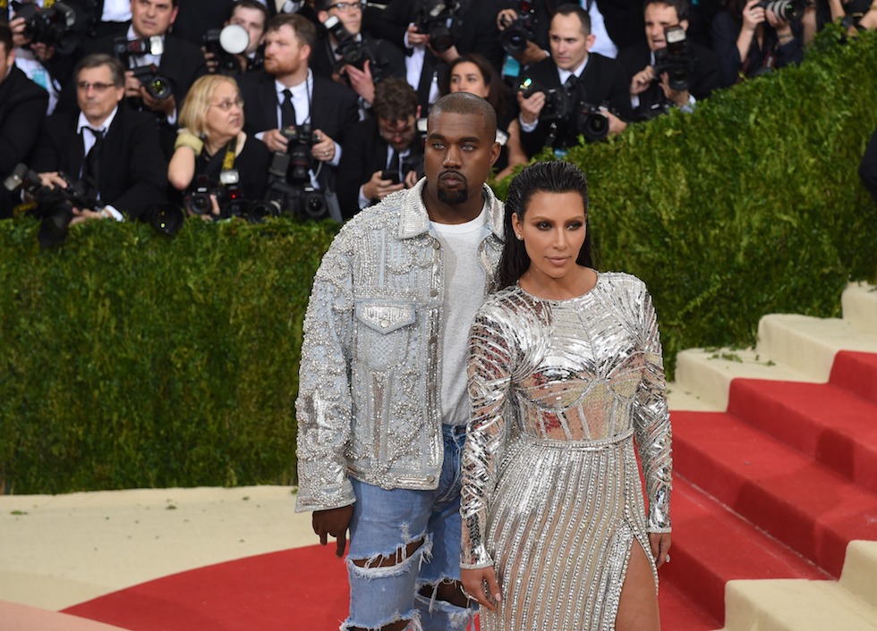 Kim Kardashian e Kanye West al Met Gala, New York, 2 maggio 2016
(TIMOTHY A. CLARY/AFP/Getty Images)
