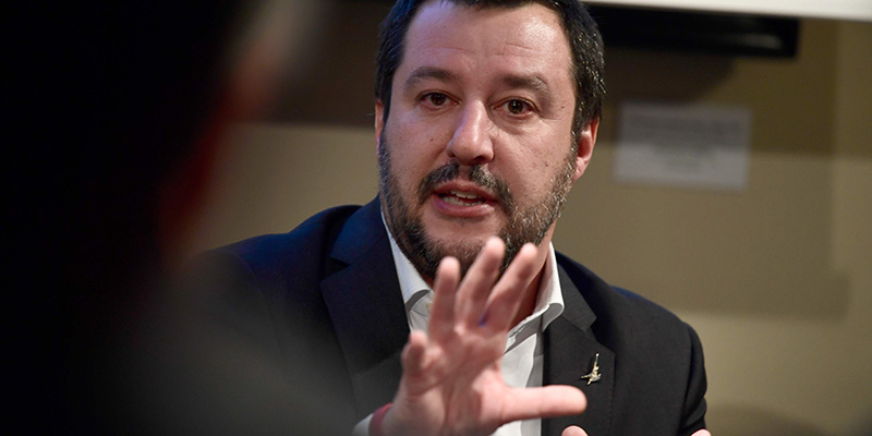 Matteo Salvini a Milano, 22 gennaio 2018 (Lapresse/AFP PHOTO/MIGUEL MEDINA)