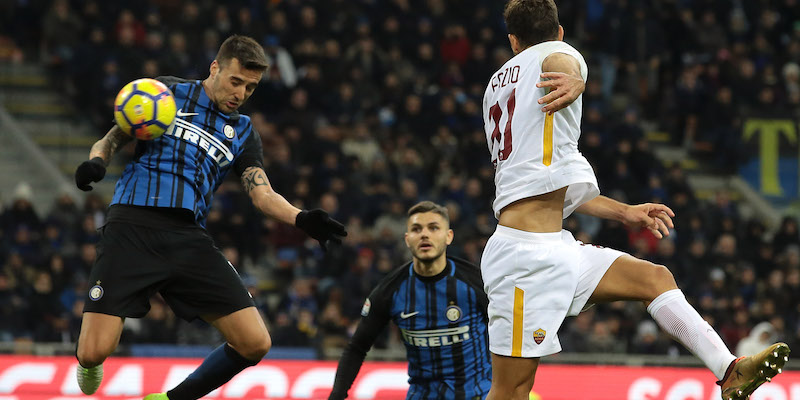 Il gol di testa di Matias Vecino in Inter-Roma (Emilio Andreoli/Getty Images)