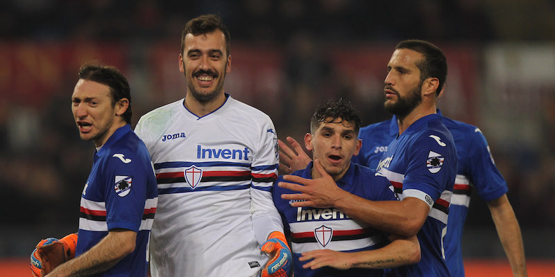 Barreto,Viviano, Torreira e Silvestre festeggiano la vittoria della Sampdoria all'Olimpico contro la Roma (Paolo Bruno/Getty Images)