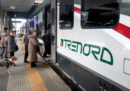 Le cancellazioni dei treni dopo il deragliamento del treno fuori Milano