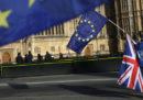Il Parlamento Europeo ha respinto la proposta di assegnare parte dei seggi del Regno Unito a liste presentate dai partiti europei