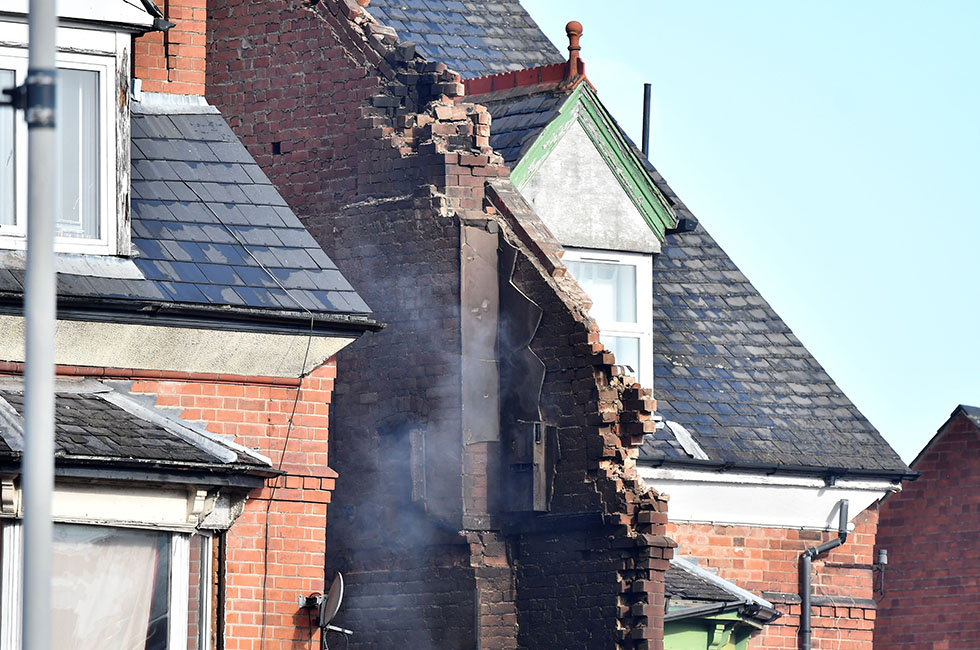 La palazzina in cui è avvenuta l'esplosione, Leicester, 26 febbraio 2018 (BEN STANSALL/AFP/Getty Images)