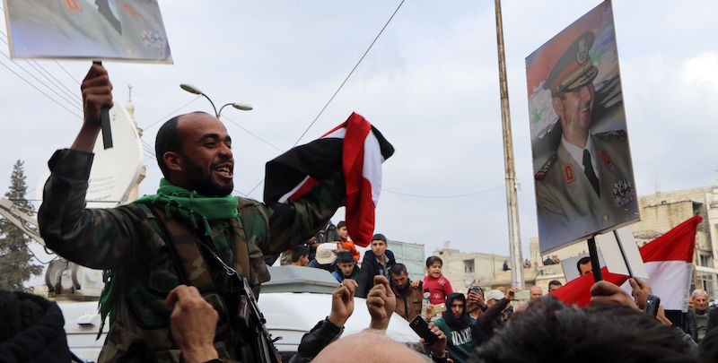 Soldati siriani arrivano ad Afrin (AHMAD SHAFIE BILAL/AFP/Getty Images)