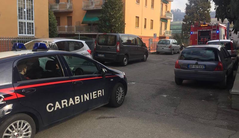 Un uomo di 59 anni è morto a causa di un’esplosione nella cantina di un palazzo a Bologna