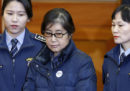La donna al centro del caso che ha portato all'impeachment dell'ex presidente sudcoreana Park Geun-hye è stata condannata a 20 anni di carcere