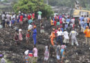 A Maputo, Mozambico, almeno 17 persone sono morte a causa del crollo di un enorme cumulo di rifiuti