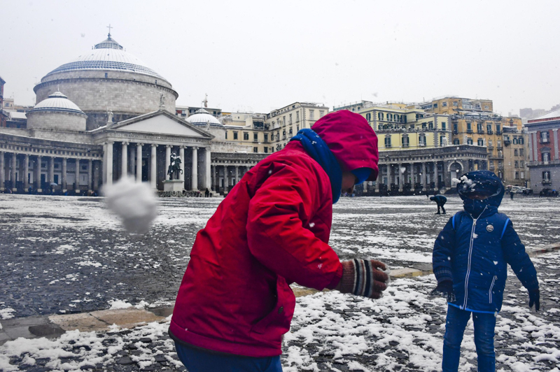 A Napoli le scuole rimarranno chiuse anche domani, per via della neve