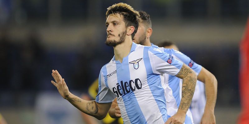 Il centrocampista della Lazio Luis Alberto dopo uno dei due gol segnati al Vitesse nei gironi di Europa League (Marco Rosi/Getty Images)