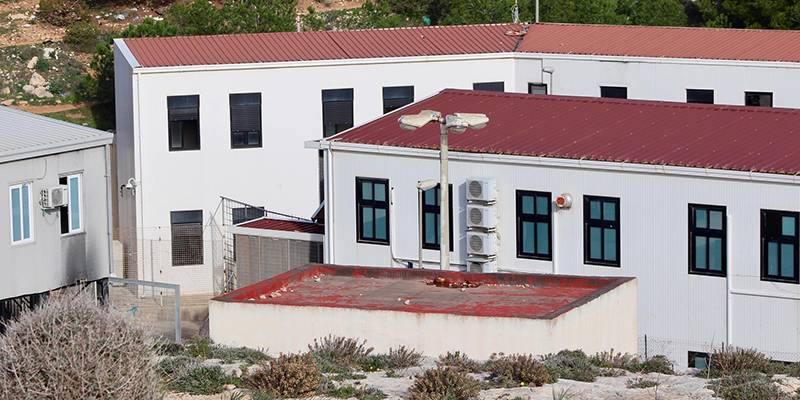 L'hotspot di Lampedusa
(ANSA)