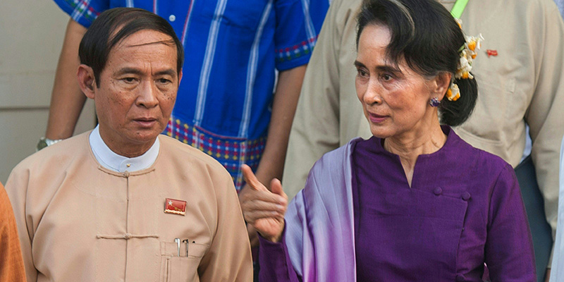 Win Myint, nuovo presidente del Myanmar, con Aung San Suu Kyi, 14 marzo 2016 (STR/AFP/Getty Images)