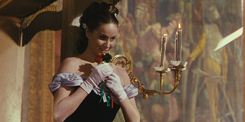 Una scena di "Senso", film di Luchino Visconti con Alida Valli. 