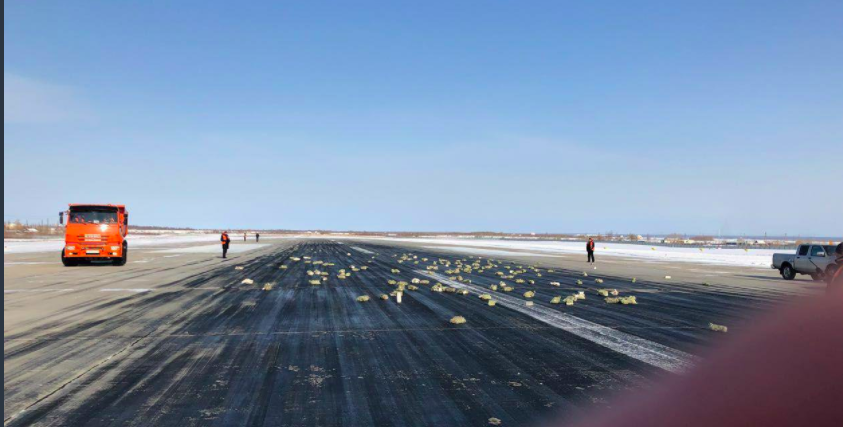 Da un aereo russo sono caduti 200 lingotti d’oro