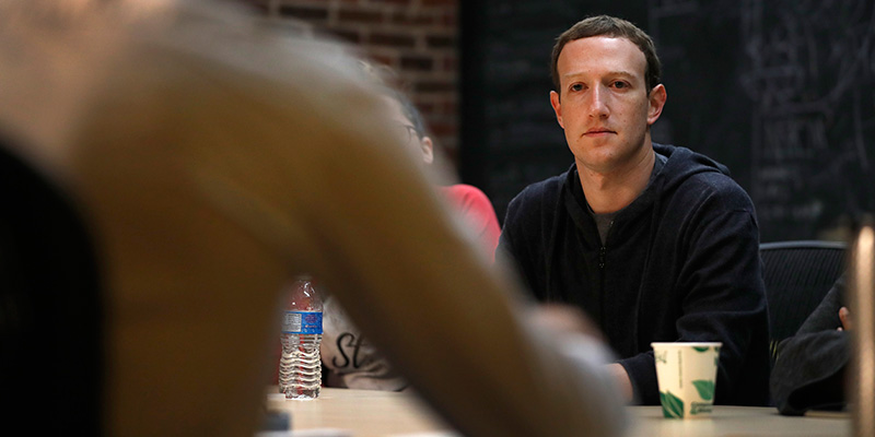 Il CEO di Facebook, Mark Zuckerberg (AP Photo/Jeff Roberson)