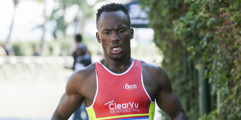 Il triatleta sudafricano Mhlengi Gwala è stato ferito gravemente con una sega mentre si allenava a Durban