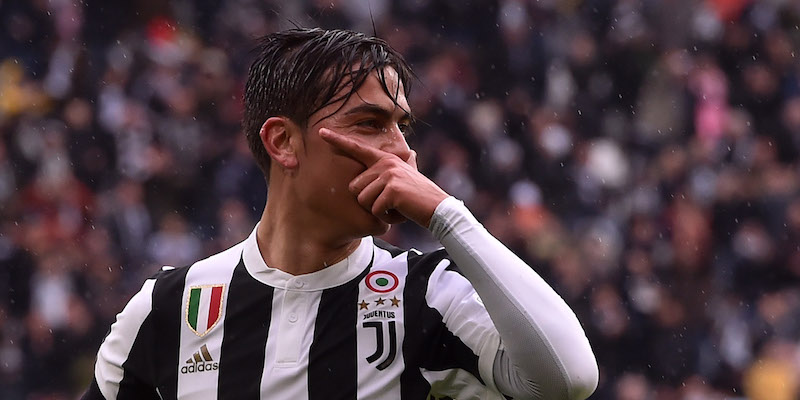 Paulo Dybala esulta dopo il primo dei due gol segnati all'Udinese (Tullio M. Puglia/Getty Images)