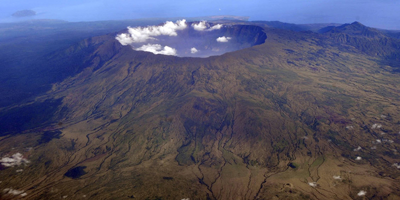 Il vulcano Tambora (AP Photo/KOMPAS Images, Iwan Setiyawan)