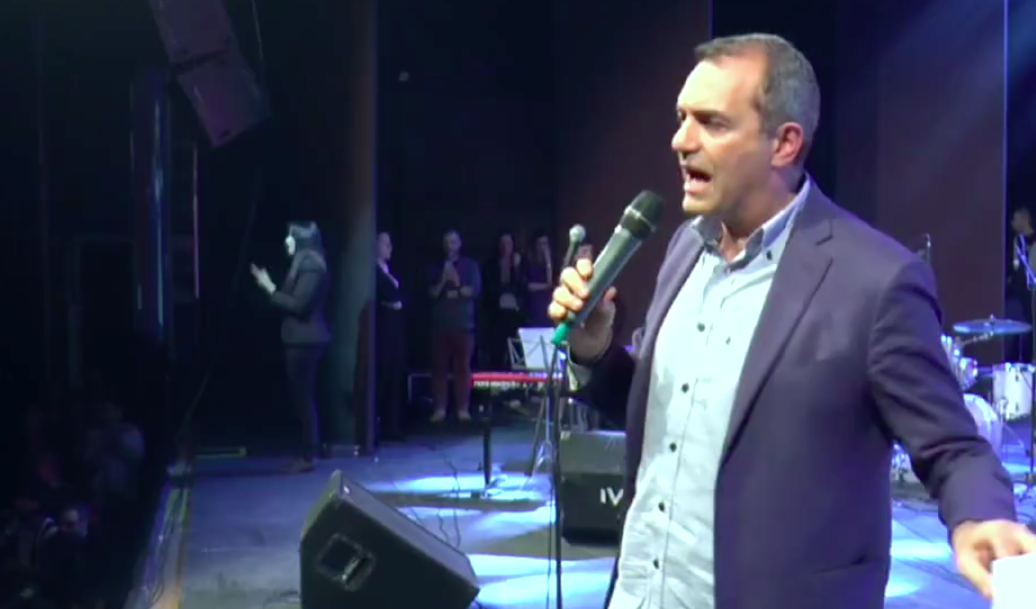 Attenti perché de Magistris dice che i napoletani si riprenderanno “il maltolto” ?