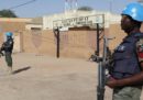 In Mali un gruppo di uomini armati travestiti da caschi blu ha attaccato due gruppi di militari francesi e delle Nazioni Unite
