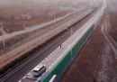 In Cina sperimentano una strada che ricarica le auto elettriche