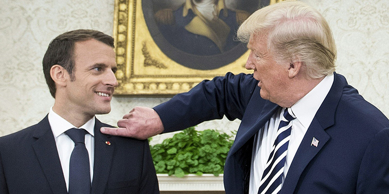 Il presidente della Francia, Emmanuel Macron, con il presidente degli Stati Uniti, Donald Trump, alla Casa Bianca - Washington, DC, Stati Uniti (BRENDAN SMIALOWSKI/AFP/Getty Images)