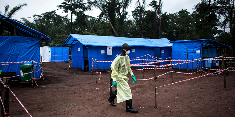 Un centro di quarantena nella provincia di Bas-Uélé nella Repubblica Democratica del Congo. 13 giugno 2017 (JOHN WESSELS/AFP/Getty Images)
