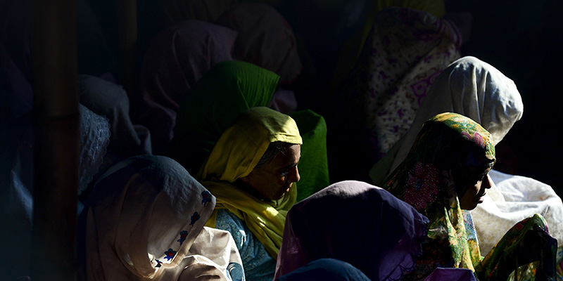 Donne all'interno di un campo profughi del Bangladesh, 26 gennaio 2018
(MUNIR UZ ZAMAN/AFP/Getty Images)