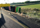 Un bus della compagnia Flixbus è uscito di strada sulla A4, in provincia di Udine: ci sono 26 feriti