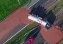 Cioccolato fuso su un'autostrada polacca