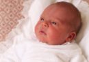 Le prime foto del principe Louis, il terzo "royal baby"