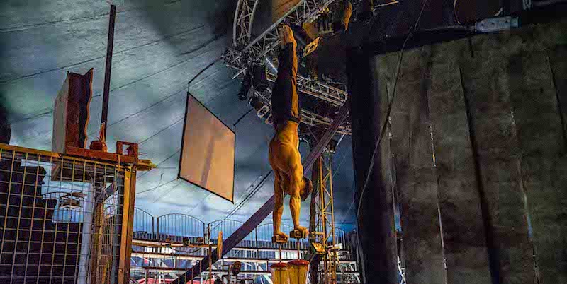 Le prove nel backstage del circo Phare a Siem Reap, cambogia, 30 maggio 2018
(Lauren DeCicca/Getty Images for LUMIX)