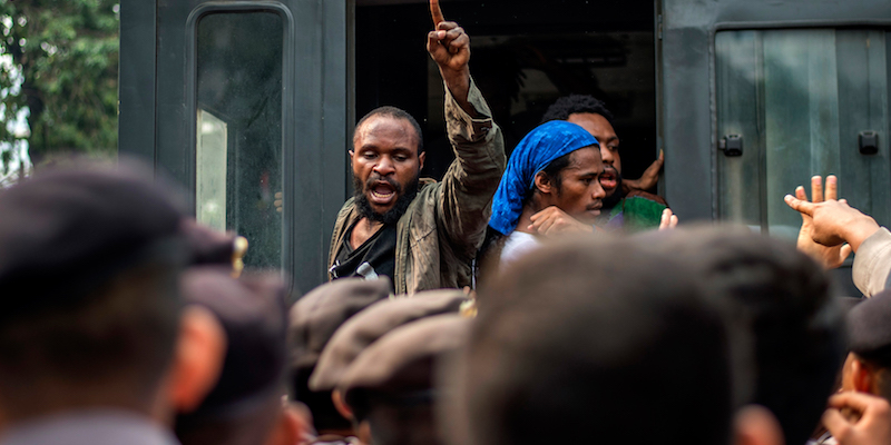 Una manifestazione anti-governativa di papuani a Giacarta (BAY ISMOYO/AFP/Getty Images)