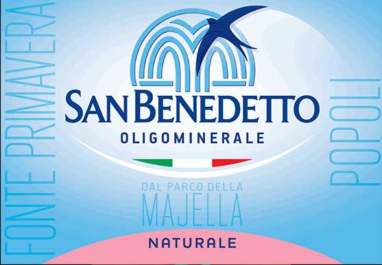 Un lotto di bottiglie di acqua San Benedetto è stato ritirato per la presenza di un livello eccessivo di alcuni idrocarburi