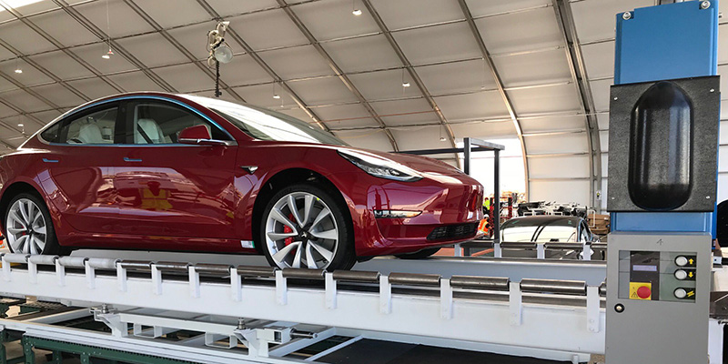 Il futuro di Tesla dipende da una tenda