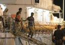 I 450 migranti che il governo non vuole sono sbarcati a Pozzallo