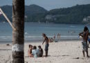 Due barche di turisti si sono ribaltate a Phuket, in Thailandia: ci sono almeno 7 dispersi