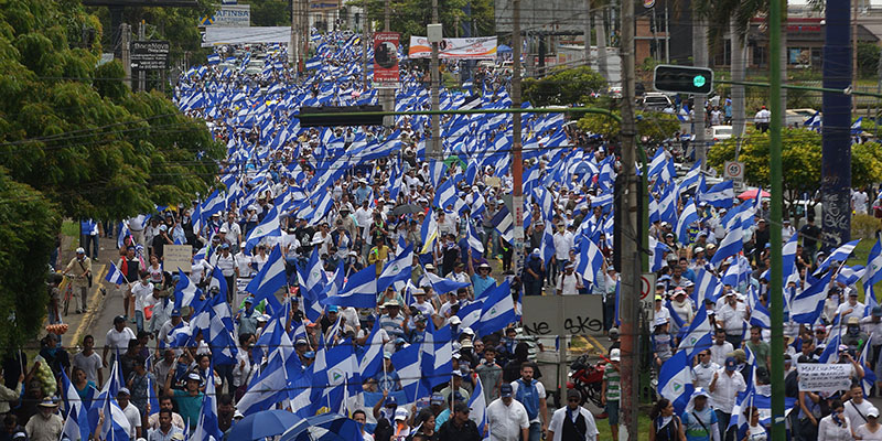Una marcia di protesta organizzata dalle opposizioni a Managua, 12 luglio 2018 (MARVIN RECINOS/AFP/Getty Images)