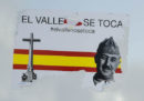 Il governo socialista spagnolo vuole spostare la tomba di Franco