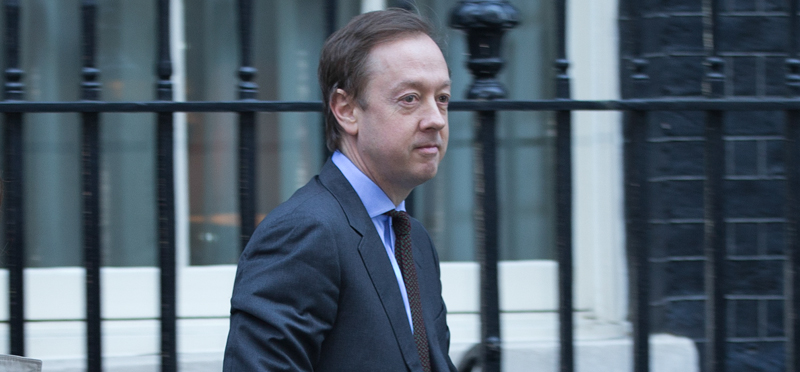 Geordie Greig fuori dal numero 10 di Downing Street nel 2012. (AP Photo/Alastair Grant)