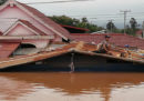 Almeno 19 persone sono morte per il crollo di una diga in Laos