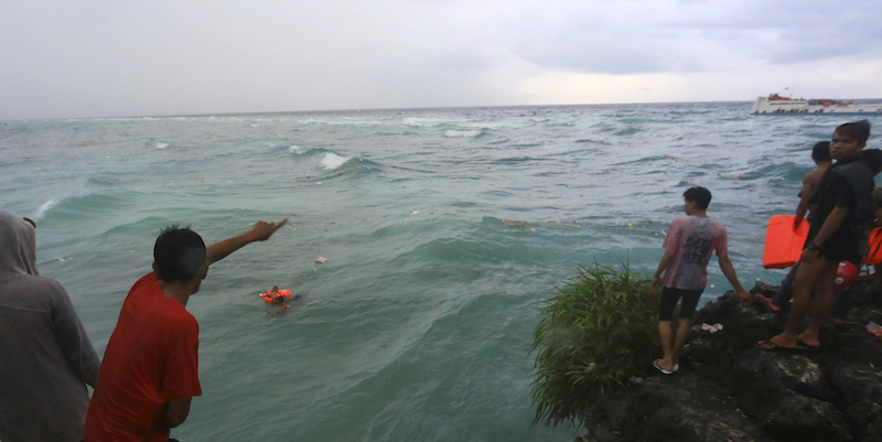 È affondato un altro traghetto in Indonesia, sono morte 34 persone
