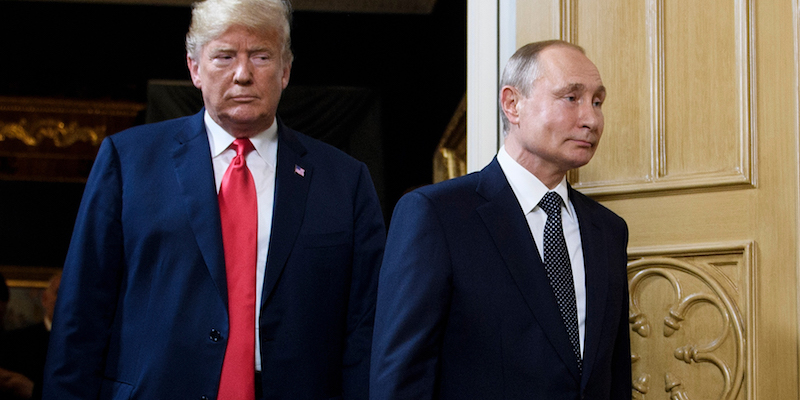 Donald Trump e Vladimir Putin a Helsinki, 16 luglio 2018 (BRENDAN SMIALOWSKI/AFP/Getty Images)