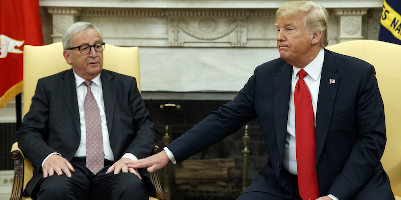 Donald Trump e Jean-Claude Junker alla Casa Bianca (AP Photo/Evan Vucci)